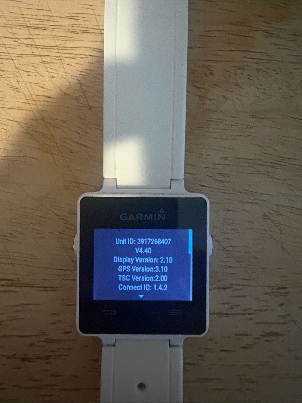 Garmin White Vioactive GPS Smartwatch with Square Display